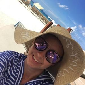 Meet your Posher, Nicole